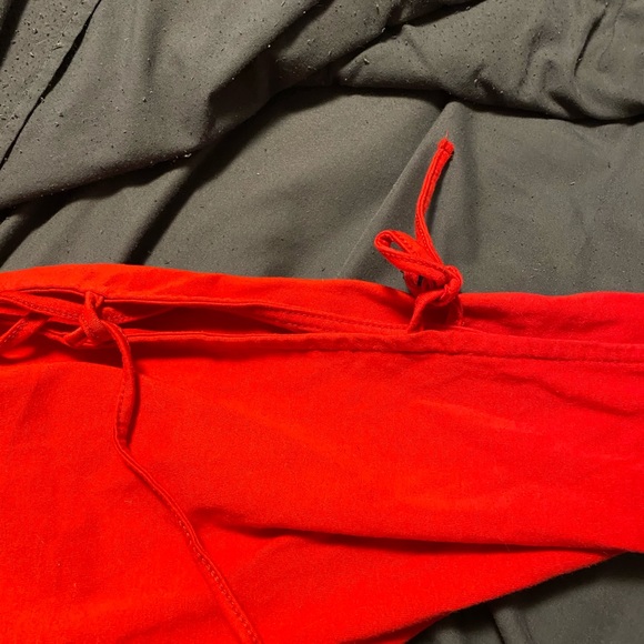 Lot of Red Tshirts - Picture 3 of 5